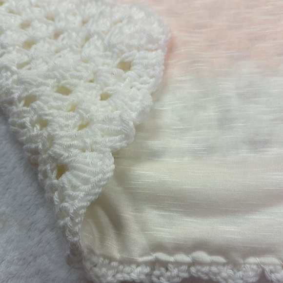 Handmade Crocheted Baby Blanket Throw White/Peach - Picture 6 of 6